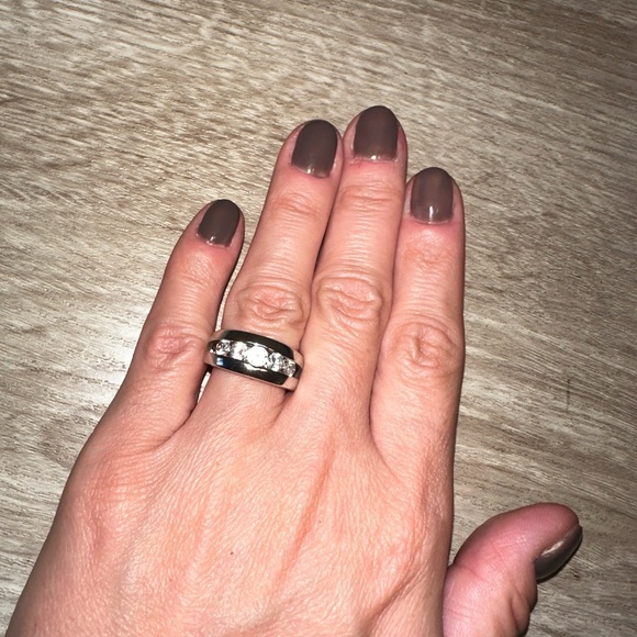 NWOT CHUNKY RHODIUM 5 STONE RING - SIZE 6 - Picture 3 of 7